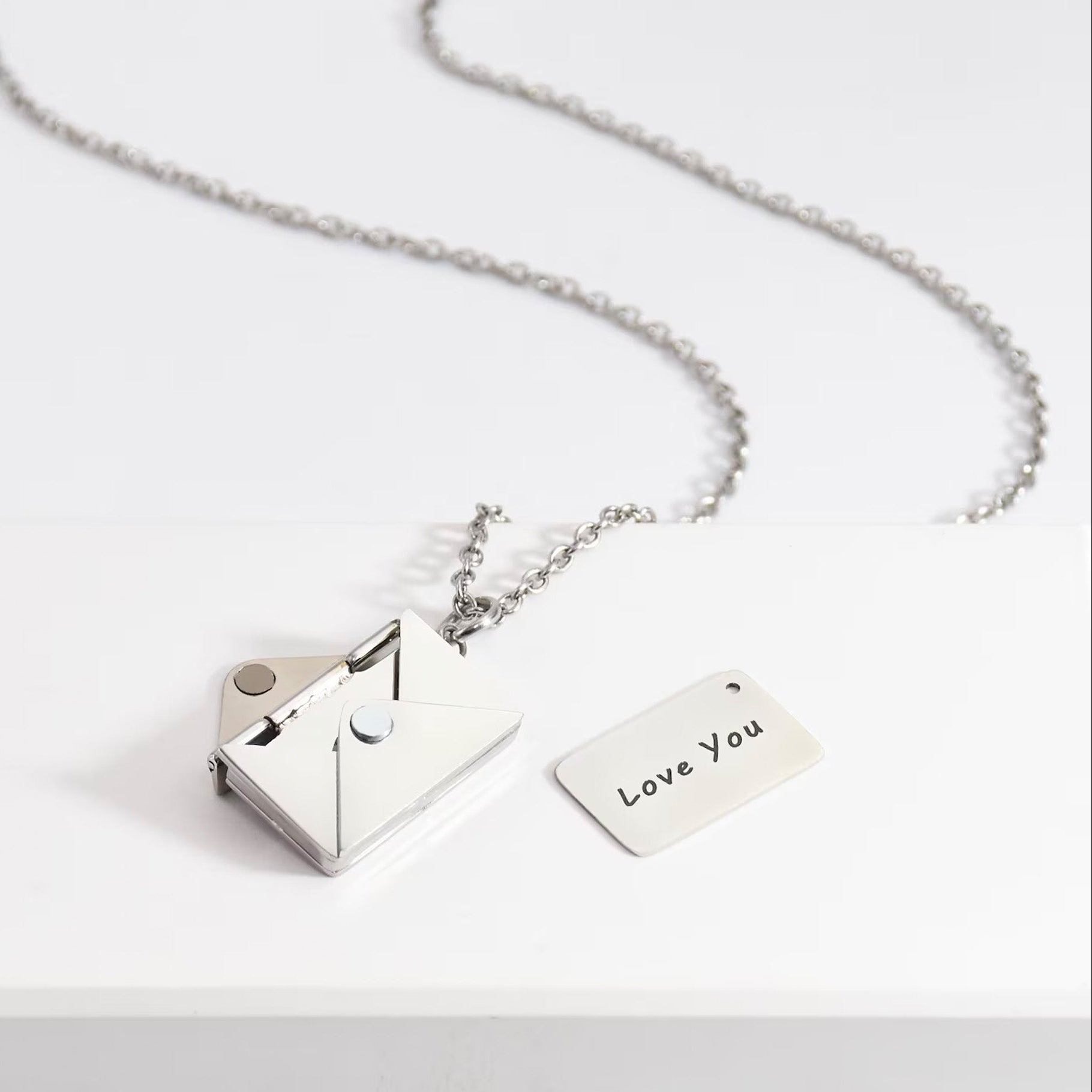 PERSONALISED ENVELOP NECKLACE