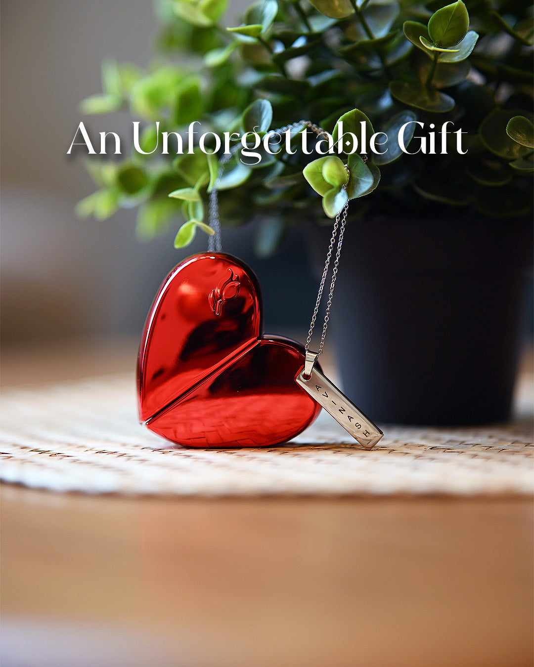 PERFUME & PERSONALIZED JEWELRY GIFT BOX